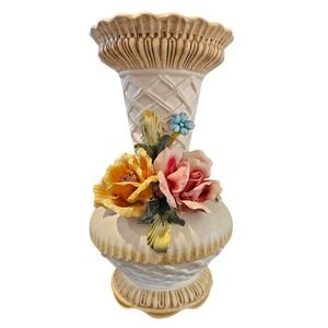 Capo di Monte Italy Toscany Floral Lattice Ceramic Vase 1699/M Cream Pink Yellow